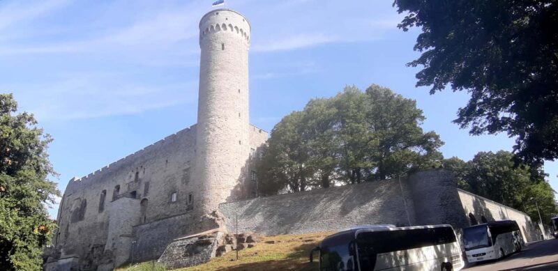Tallinn: Combined Guided Highlights Tour in Wonderful City! - FAQ