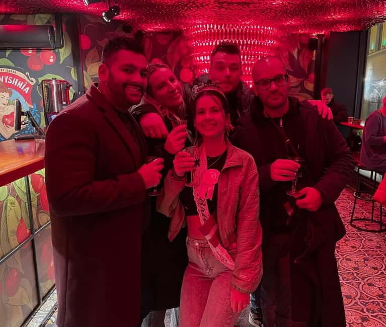 Tallinn Exclusive Pub & Bar Crawl - Free Drink, Local Guide - Who Would Love This Tour?