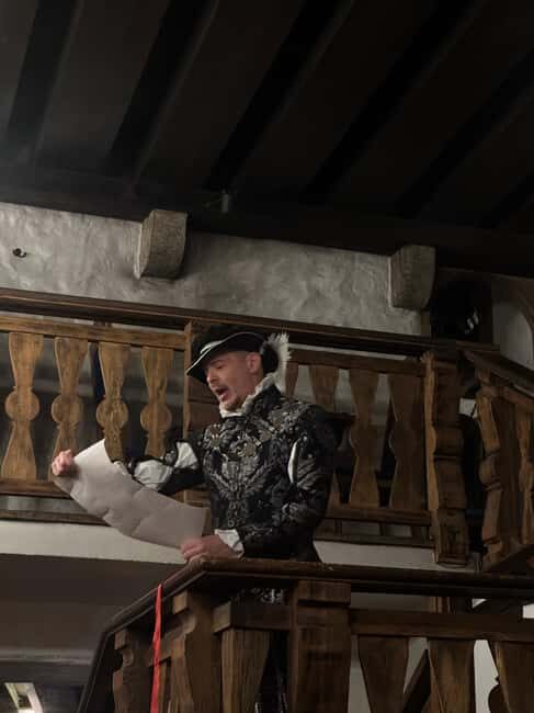 Tallinn: Old Town Guided Tour and Medieval Dinner with Show - Key Points