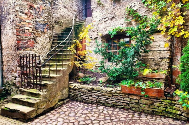 Tallinn Old Town: Stories and Views 2Hour Walking Tour - FAQ