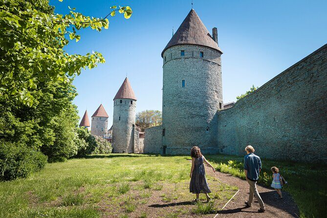 Tallinn Private Photoshoot Tour - Practical Considerations