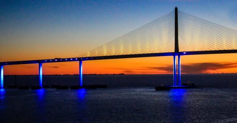 Tampa Bay: Private Sunset Cruise with Champaign or Wine - Key Points