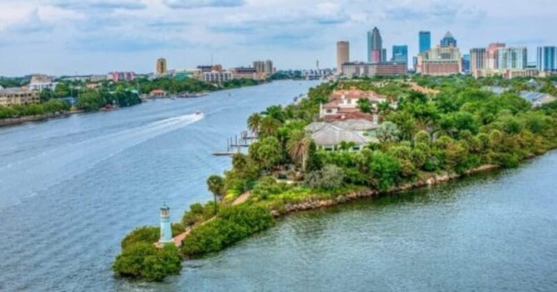 Tampa: Hillsborough River Tiki Bar Boat Up to 13 people - Who Would Love This Tour?
