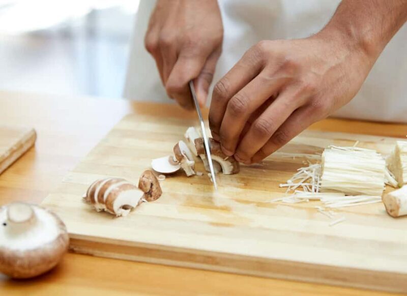 Tampa: Sushi Making Class With Local Chef - Who Should Sign Up?