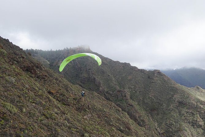 Tandem paragliding in Tenerife - Practical Tips for Booking and Enjoying Your Flight