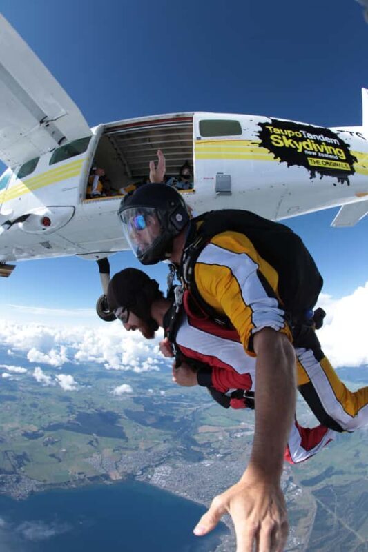Tandem Skydive Experience in Taupo - What’s Included and How It Works