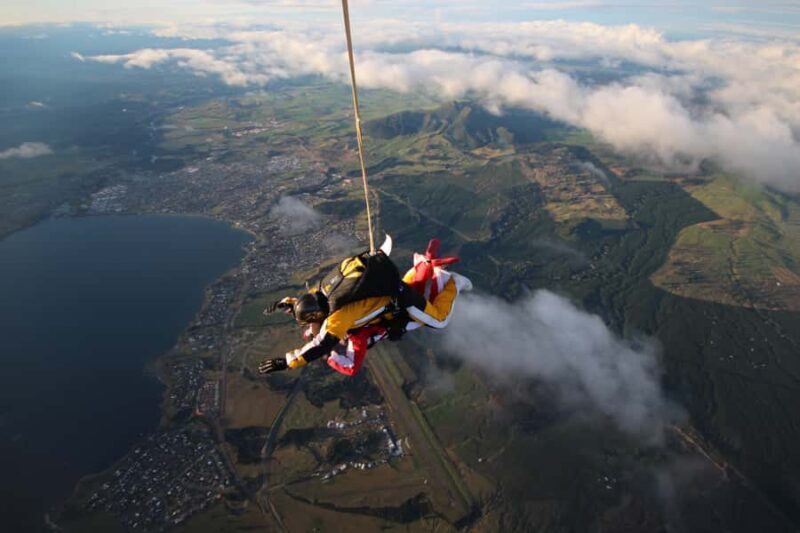Tandem Skydive Experience in Taupo - Who Should Try This?