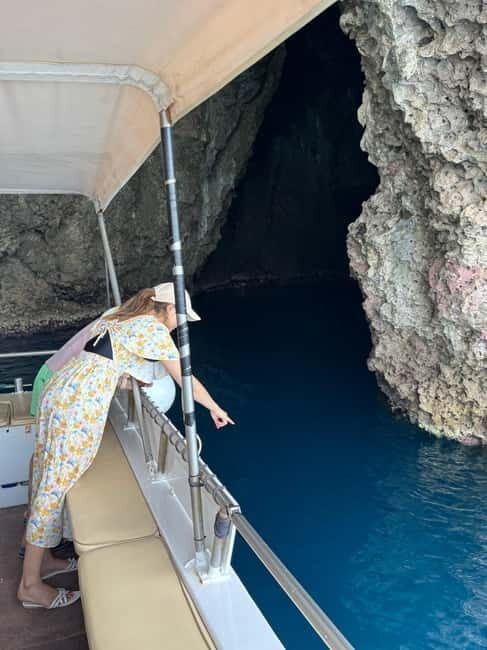 Taormina Giardini Naxos: Boat Tour with Aperitif & SwimMasks - FAQ