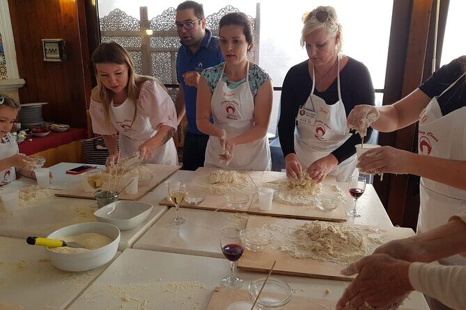 Taormina Pizza Making Class- From Messina - FAQ