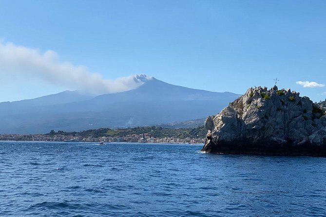 Taormina Sightseeing Private luxury Boat Tour with Aperitif - Exploring the Details of the Taormina Private Boat Tour