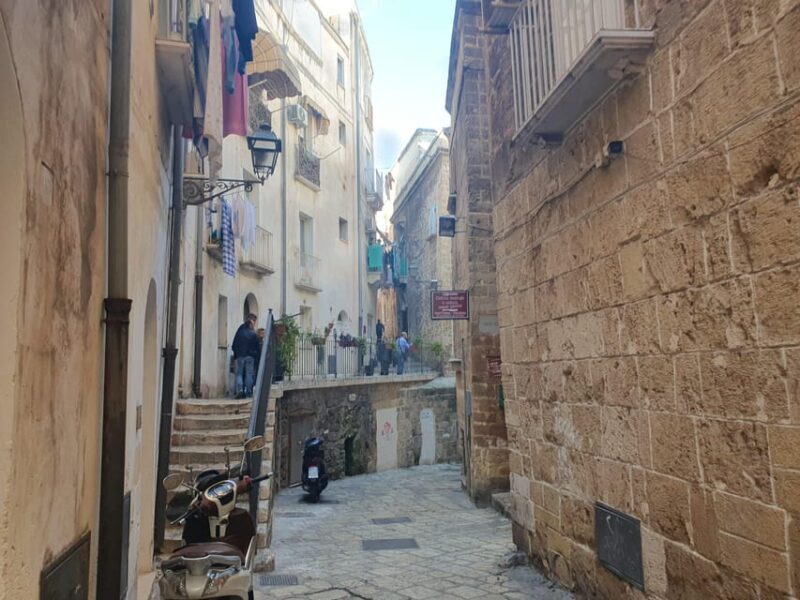 TARANTO WALKING TOUR - A Closer Look at the Tour Experience