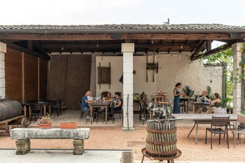 Tasting in the cellar, Caprino Veronese, Pesina - FAQ