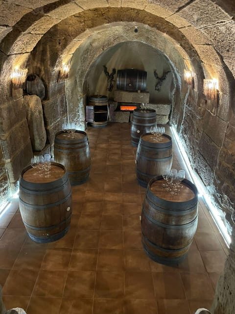 TASTING IN UNDERGROUND WINERY (DRAFT) - What You Can Expect from the Underground Winery Tasting