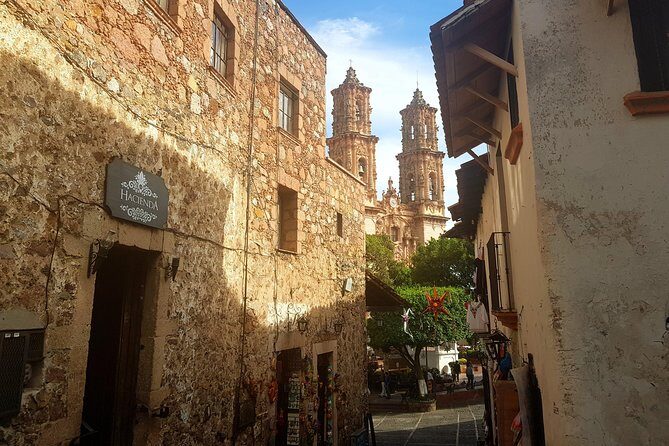 Taxco: Ultimate Full-Day Experience + Breakfast & Lunch Included - Authentic, Well-Rounded Experience