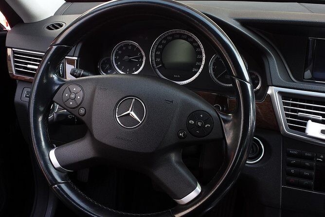 Taxi Giardini Naxos - Introduction: A Practical Ride in Taormina