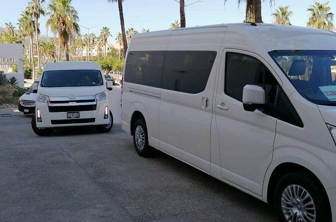 Taxis Private Shuttle - Round Trip Los Cabos - The Experience in Detail