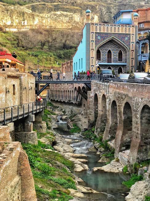 Tbilisi: 5-Day Private Guided Tour with Wine Tasting - Exploring Gori and Uplistsikhe
