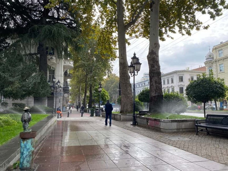 Tbilisi: Central Parks and Beautiful Cafes with 5 Tastings - Exploring Tbilisi through Parks and Cafes: What to Expect