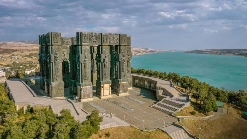 Tbilisi: Chronicle of Georgia, Bodbe & Sighnaghi Tour - An In-Depth Look at the Tour