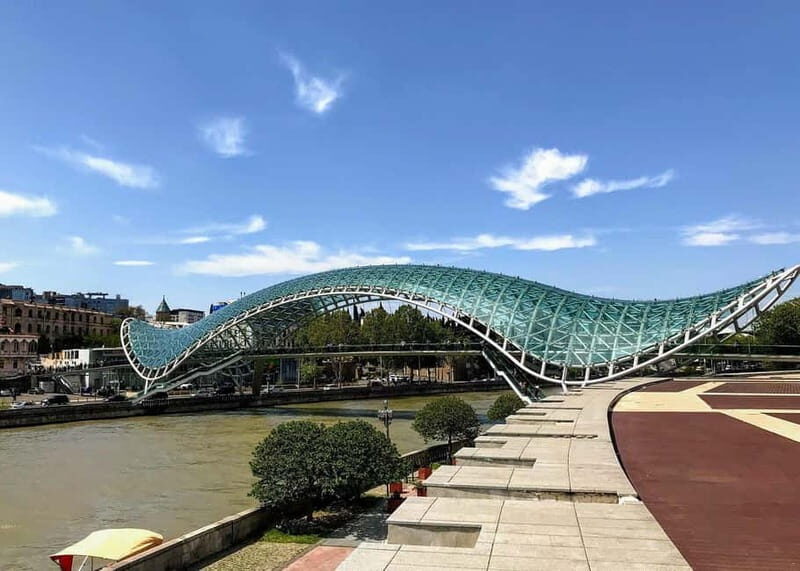 Tbilisi: Guided Walking Tour of Historic City - Delving into the Old District: Abanotubani and Love Bridge