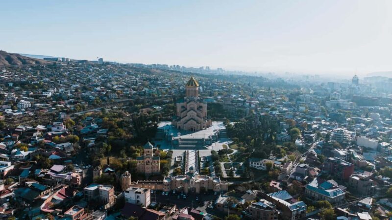 Tbilisi: Holy Trinity Cathedral Express Guided Tour - Exploring the Holy Trinity Cathedral of Tbilisi