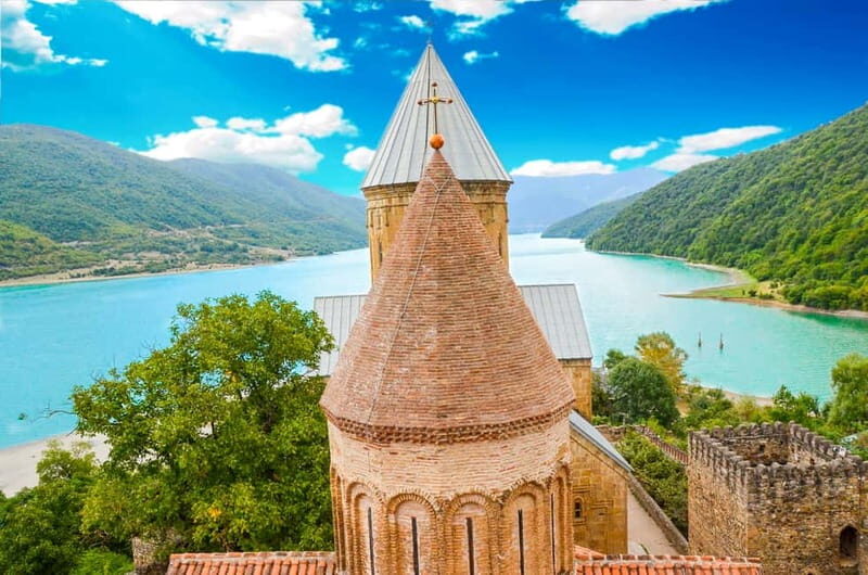 Tbilisi: Jinvali, Ananuri, Gudauri, Kazbegi, & Gergeti Tour - Who Should Consider This Tour?