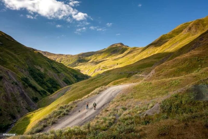 Tbilisi: Khevsureti Land of Legends Tour to Shatili-day tour - Lunch Break and Food Tasting