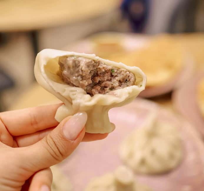 Tbilisi: Khinkali Tasting Lunch with Local Drinks and Pickup - Key Points