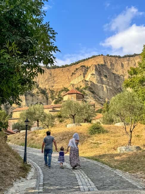 Tbilisi: Mtskheta Private Tour with Shio-Mgvime Caves - Exploring the Hidden: Shio-Mgvime Cave Monastery