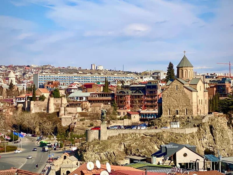 Tbilisi old town (Sololaki) 4 hours private walking tour - What’s Included and What to Consider