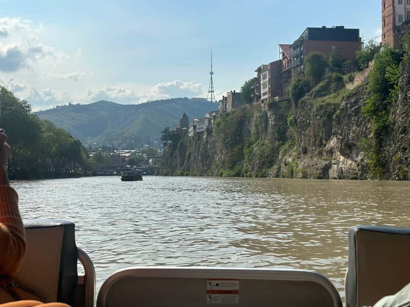 TBILISI: Private, exclusive Boat Ride & with Welcome Drink - Location and Meeting Details
