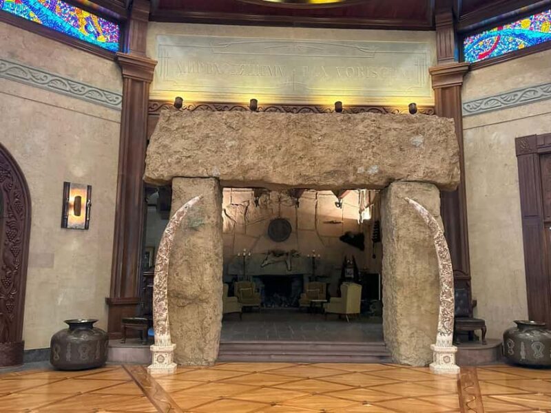 Tbilisi: Ritual Palace & Vintage Car Museum - Key Points