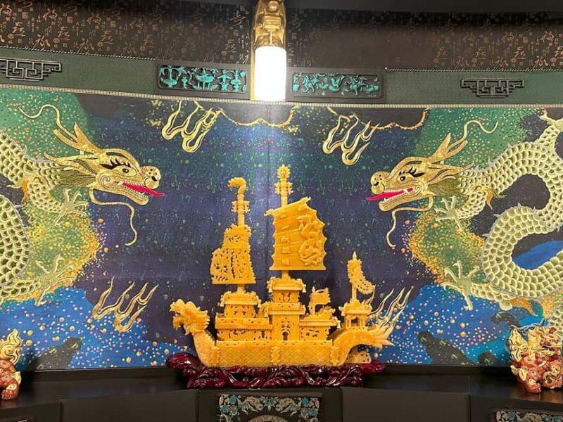 Tbilisi: Ritual Palace & Vintage Car Museum - Exploring the Ritual Palace: A Modern Architectural Wonder