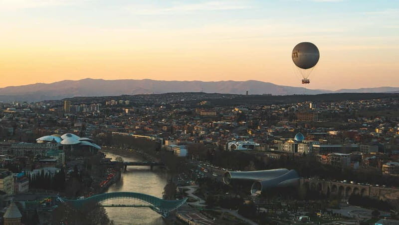 Tbilisi: Top 20 Highlights Guided Walking Tour with Tastings - Exploring Tbilisi: What to Expect from the Tour