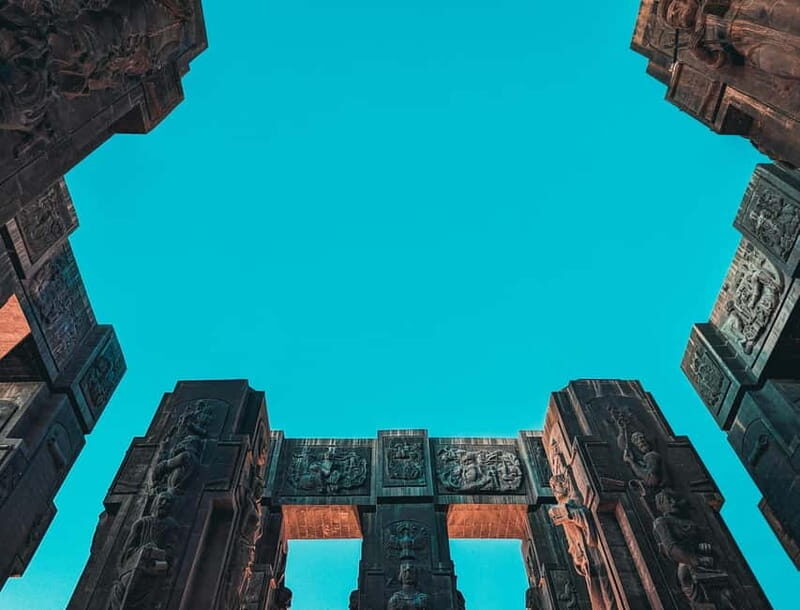 Tbilisi: Transfer & Guided Tour to The Georgian Stonehenge - What Are the Drawbacks?