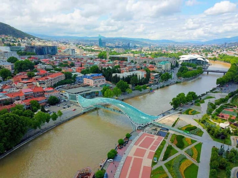 tbilisi:cityseeghting cruize on river - What to Expect During the Tbilisi River Cruise