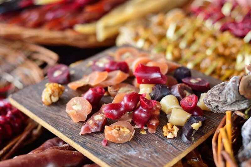 Tbilisi:Where Locals Eat, Food & Wine Guided Tour (All-incl) - Who Should Consider This Tour?