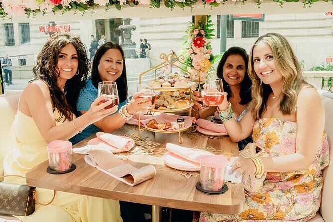 Tea Around Town: Chicago Tea Experience & City Sights - FAQs