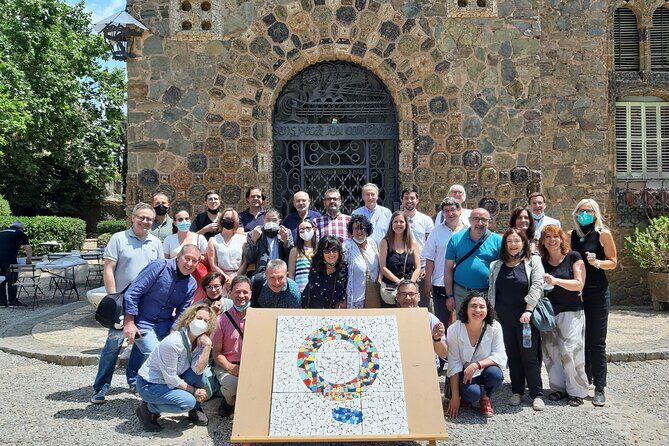 Teambuilding Barcelona: Create the logo of your company in mosaic - FAQ