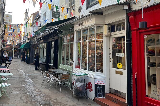 Ted Lasso Filming Locations Half-Day Tour - A Closer Look at the Tour Experience