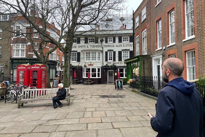 Ted Lasso London Taxi Tour - What to Expect from the Ted Lasso London Taxi Tour