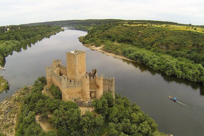 Templar Knights: Tomar and Almourol Castles Full Day Private Tour - In Summary: Who Is This Tour Best For?