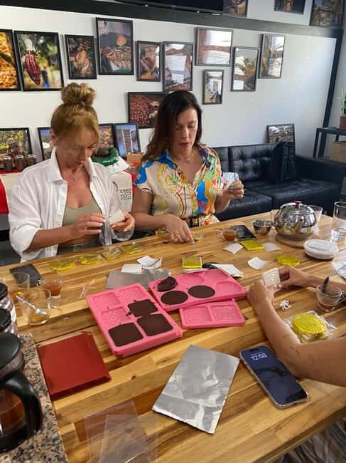 Tenerife Chocolate Workshop: A Sensory Journey - The Setting and Group Dynamics