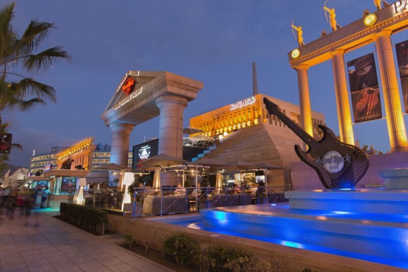Tenerife: Hard Rock Cafe Set Menu Lunch or Dinner & Drink - Drinks, Atmosphere, and Live Music