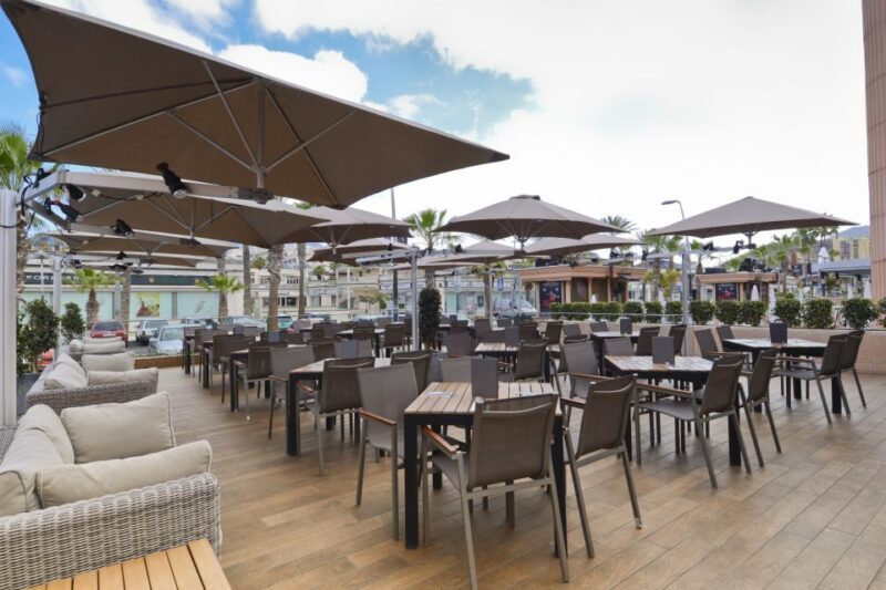 Tenerife: Hard Rock Cafe Set Menu Lunch or Dinner & Drink - The Practicalities: Pricing, Duration, and Accessibility