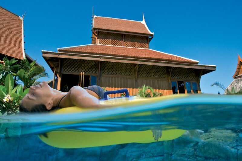 Tenerife: Loro Parque & Siam Park Entry Ticket with Transfer - Wrapping It Up