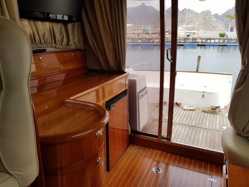 Tenerife south: safari with luxury boat , animals encounters - FAQs