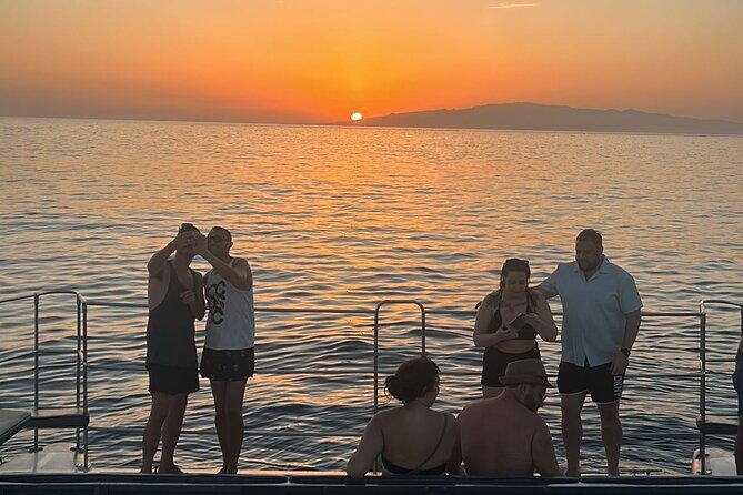 Tenerife Sunset Catamaran tour with transfer - Food and Drinks included. - FAQs