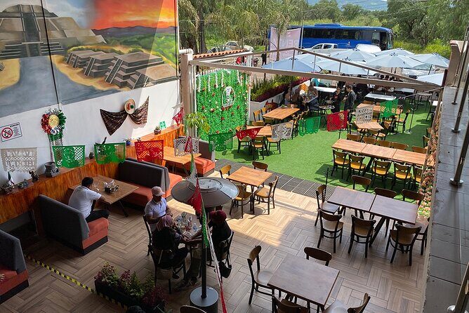 Teotihuacan full day tour, caves, pyramids, transport CDMX - Real Traveler Insights