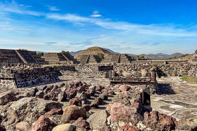 Teotihuacan, Guadalupe Shrine & Tlatelolco Full-Day Tour - Obsidian Workshop and Tequila Tasting